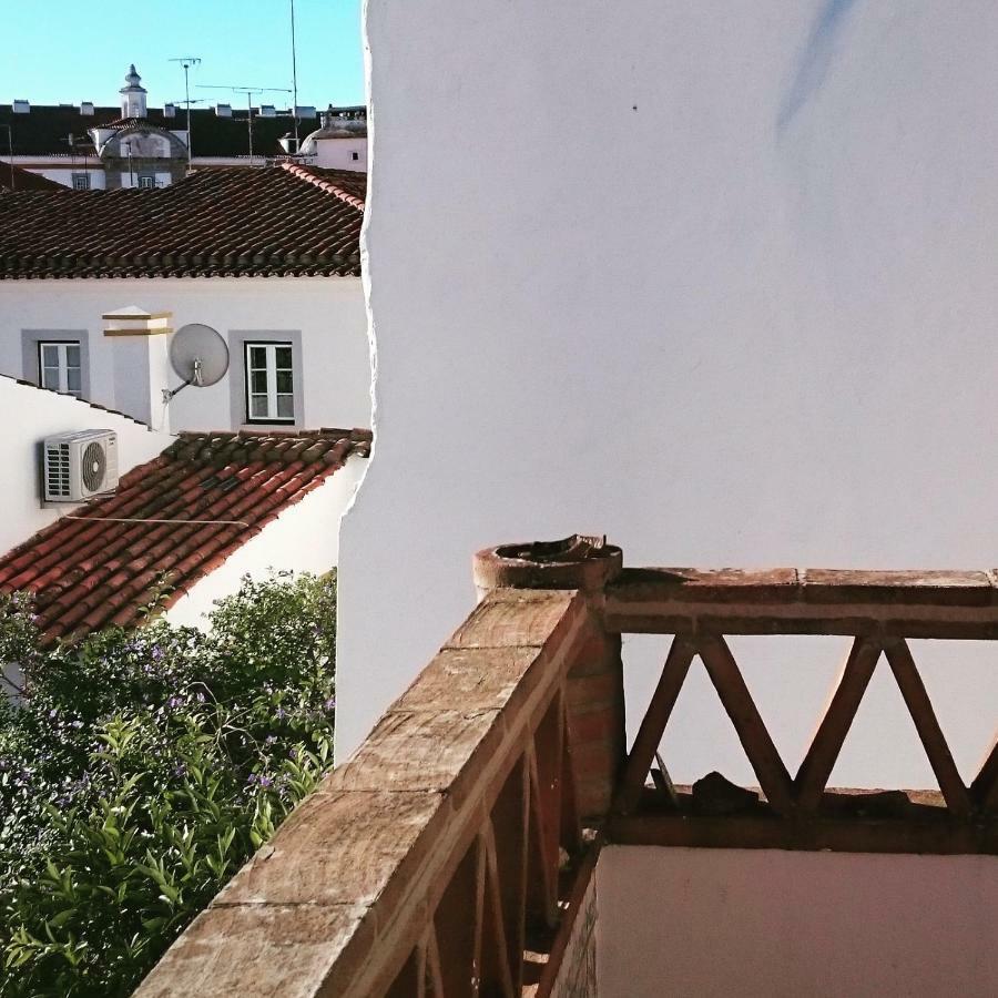 Casa Vitoria Guest House Evora Exterior photo