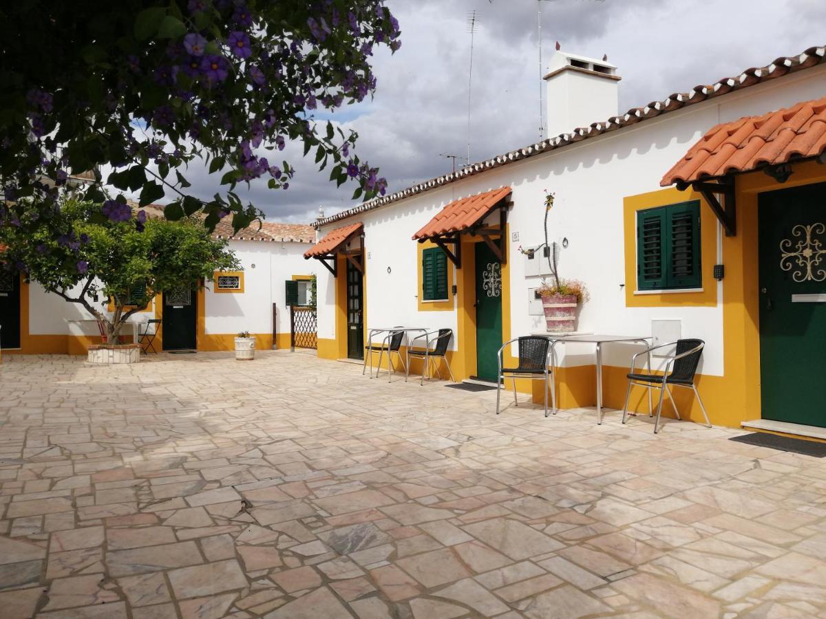Casa Vitoria Guest House Evora Exterior photo